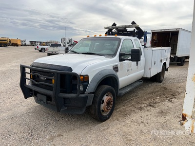 2008 Ford F-450 4x2 Extended Cab Camion de service (Inoperable)