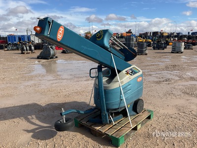 2004 Robopac Robot 2002/FRD Pallet stretch wrapper