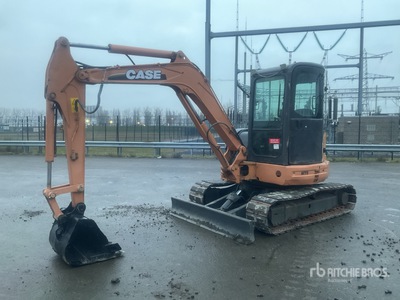 2010 Case CX55B 油圧ショベル