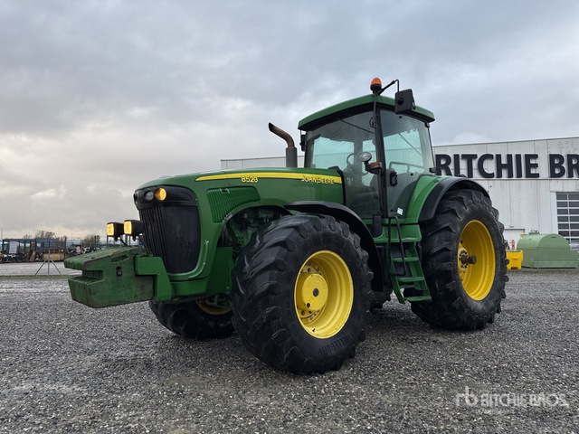 2004 John Deere 8520 4WD Tractor | Ritchie Bros. Auctioneers