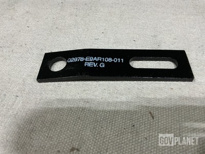 (82) L-3 Communications E9AR108-011 Angle Brackets