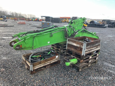 Quantity of (4) Pallets of 2020 Etec Hydraulic Boom - Fits Doosan DX350LC-5