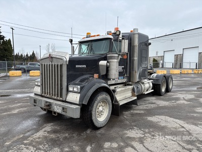 2015 Kenworth W900 T/A Sleeper Truck Tractor