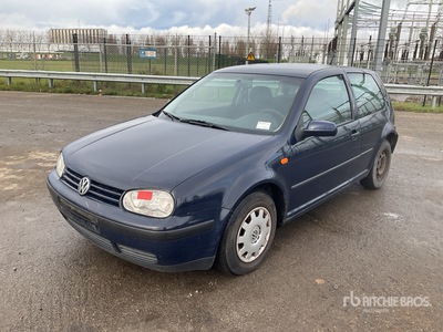 Volkswagen Golf Automobile
