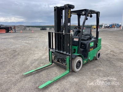 2016 Yale GTP050LX 4750 lb Chariot Élévateur