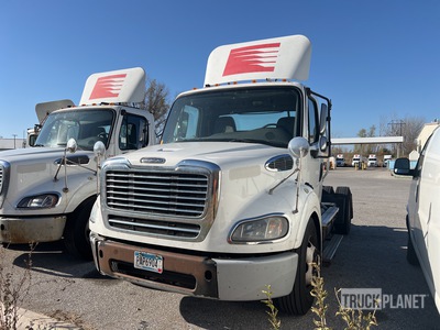 2017 Freightliner M2 112 4x2 Day Cab Truck Tractor