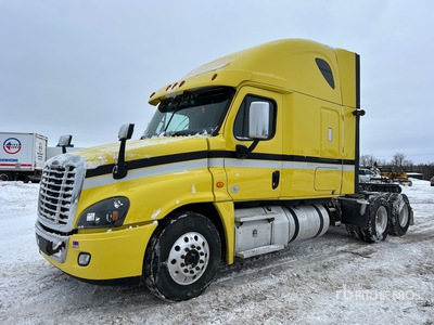 2018 Freightliner Cascadia 125 6x4 T/A Sleeper Truck Tractor