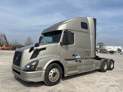 2018 Volvo VNL 6x4 Cabeza Tractora Cabina Dormitorio