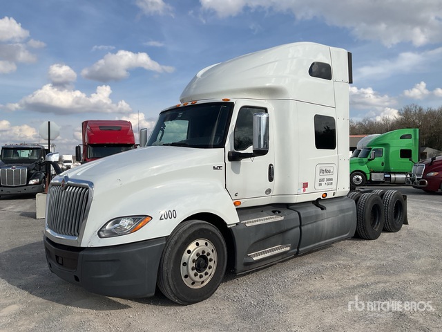 2018 International LT625 6x4 T/A Sleeper Truck Tractor