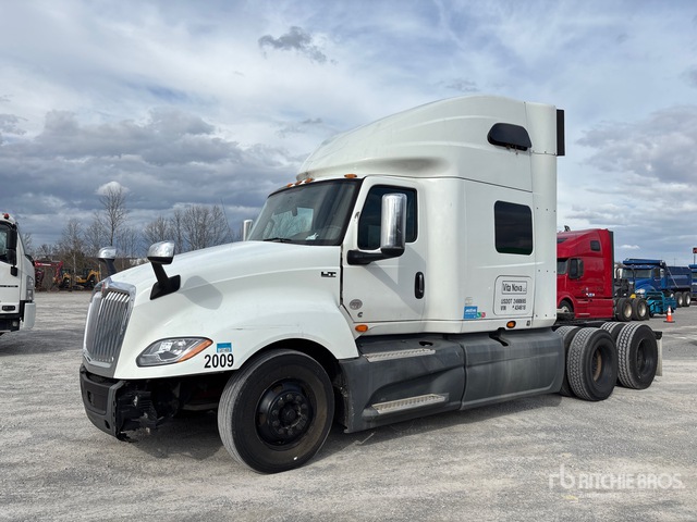 2018 International LT625 6x4 T/A Sleeper Truck Tractor