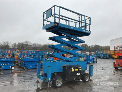2015 Genie GS4069RT 4x4 Diesel Ascenseur à ciseaux