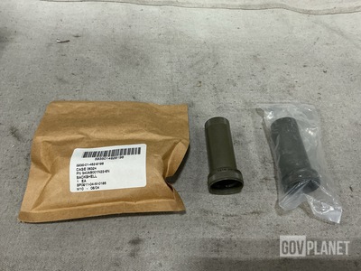 (61) Glenair 340AS001N22-6N Backshells