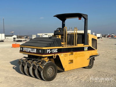 2006 Cat PS-150C 9 Wheel Pneumatic Roller