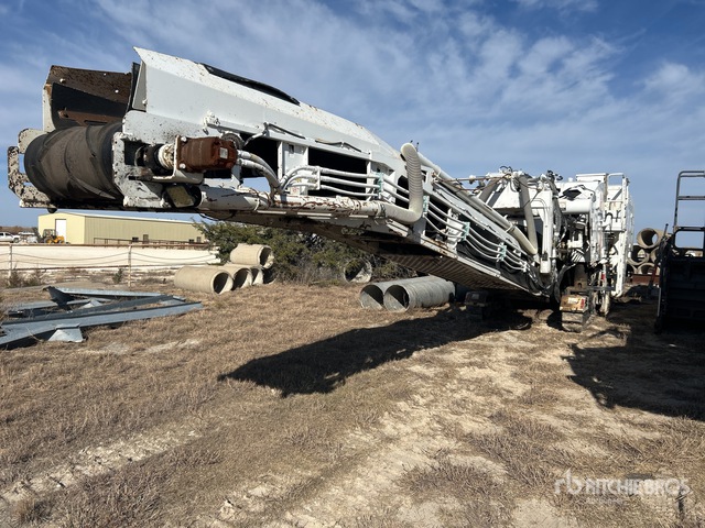 2017 Roadtec RX600-E Tracked Cold Planer | Ritchie Bros. Auctioneers