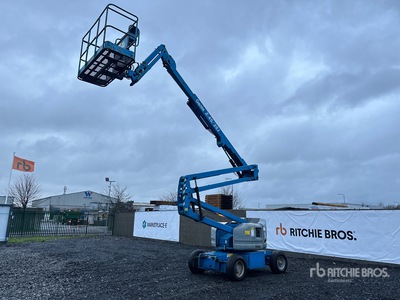 2014 Genie Z45/25J 2WD Hybrid Articulating Boom Lift