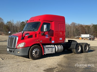 2019 Freightliner Cascadia 113 6x4 Tracteur Routier Couchette