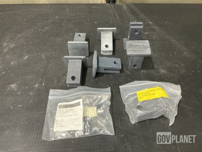 (32) Critical Solutions C203ARV67 Single Bracket Clevis Heads