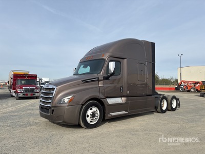 2020 Freightliner Cascadia 126 6x4 T/A Sleeper Truck Tractor