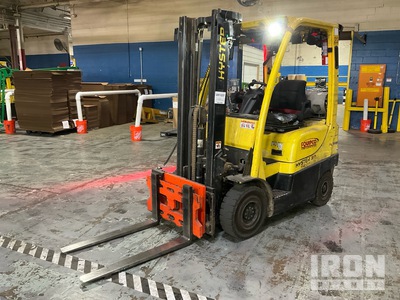 2014 Hyster H40FTS 3300 lb Pneumatic Tire Forklift