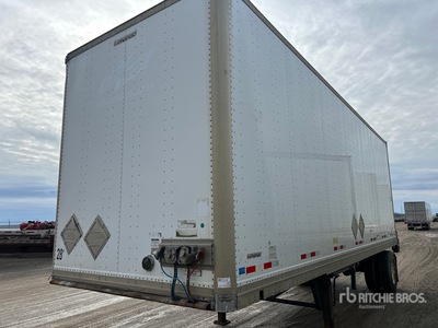 2015 Manac 28 ft x 102 in S/A Van Trailer