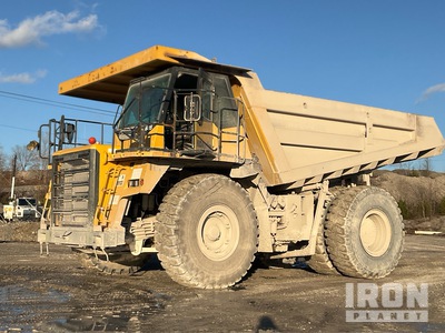 Komatsu HD605-7E0 Haul Truck