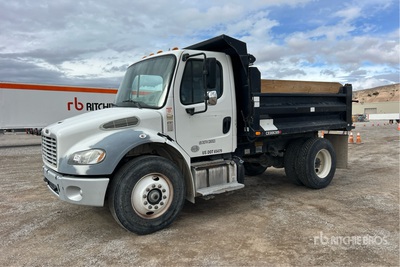2015 Freightliner M2106 4x2 S/A Dump Truck