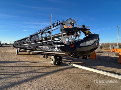 2022 MacDon FD245 Tête de moissonneuse-batteuse
