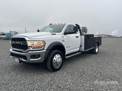 2020 Ram 5500 4x2 Camion à Plateau