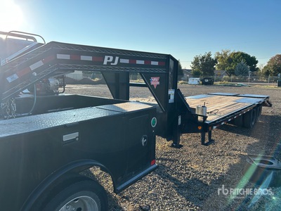 2022 PJ Trailers 3F342 25 ft T/A Gooseneck Equipment Trailer