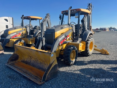 2022 John Deere 410L 4x4 Graaflaadmachine