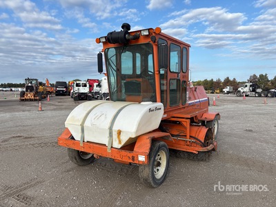 2011 Broce RJT-350 Barredora