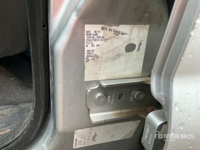 2015 Ford F-350 4x4 Crew Cab Pickup