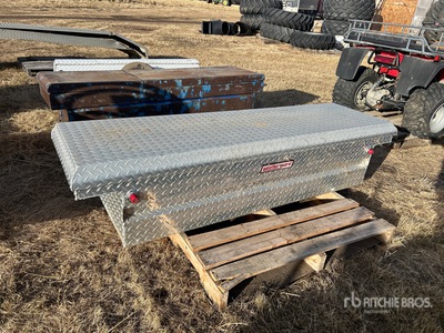 Weather Guard 121001 Aluminum Tool Box