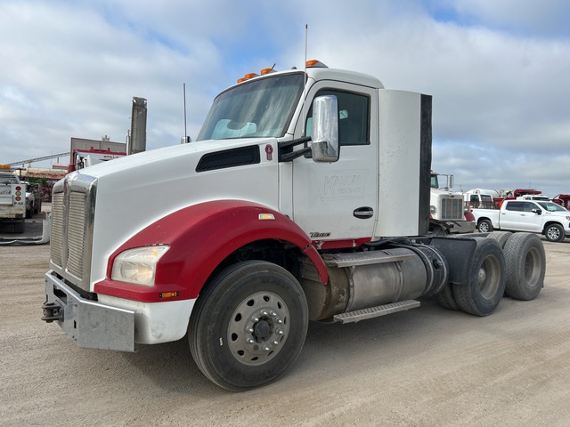 2017 Kenworth T880 6x4 T/A Day Cab Truck Tractor