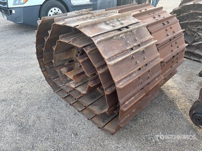 Quantity of (2) 31 in Single Grouser Laufketten