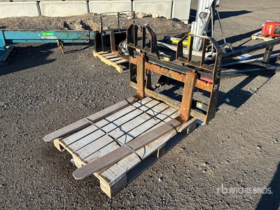 Bobcat 48 in Skid Steer Forks