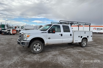 2016 Ford F-250 XLT 4x4 Crew Cab Camion utilitaire