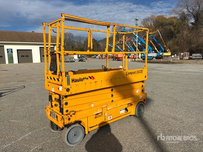 2013 Haulotte Compact 2632E Electric Podnośnik nożycowy