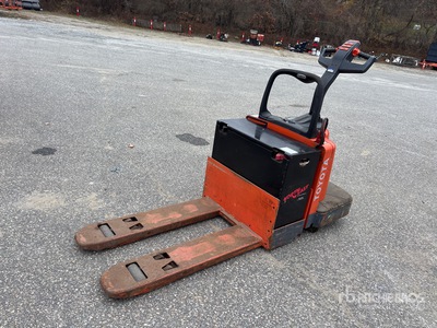 2023 Toyota 7HBE30 6000 lb Electric Pallet Jack