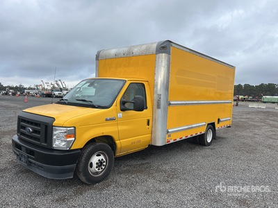 2021 Ford E-350 4x2 Camion fourgon