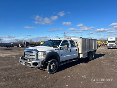 2016 Ford F-550 4x4 Crew Cab Flatbed Truck