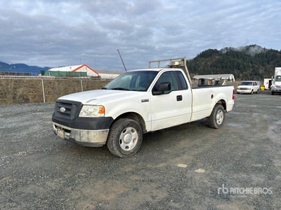 2007 Ford F-150 XL 4x2 Extended Cab Pickup