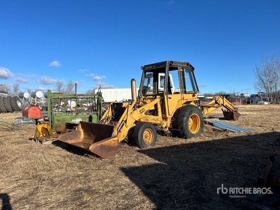 Case 580B لودر خلفي (Inoperable)