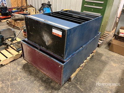 Quantity of (2) Filing Cabinet Muebles de oficina