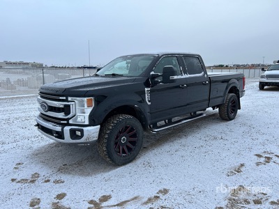 2020 Ford F-350 XLT 4x4 Crew Cab Pick Up