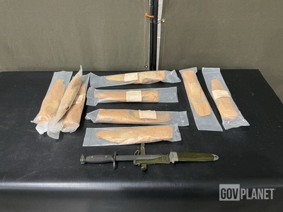 (10) Bayonet Knives w/Scabbards