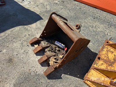 24 in Excavator Bucket