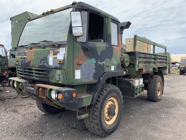 1998 Stewart & Stevenson M1078 LMTV 4x4 Cargo Truck