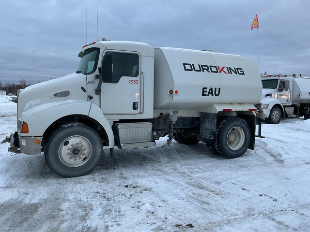 2008 Kenworth T300 2400 gal 4x2 Water Truck 2008 Kenworth T300 2400 gal 4x2 Water Truck