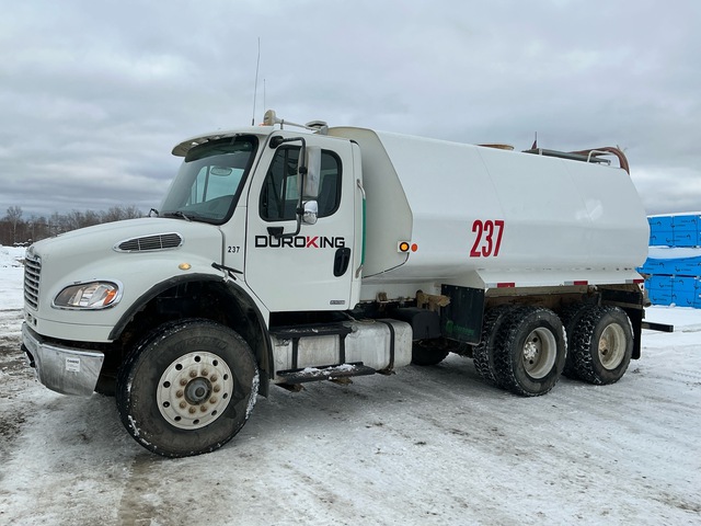 2010 Freightliner M2 106 4000 gal 6x4 Water Truck